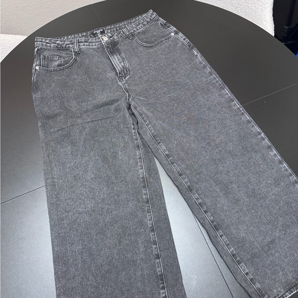 PrettyLittleThing low rise Charcoal Denim Pants